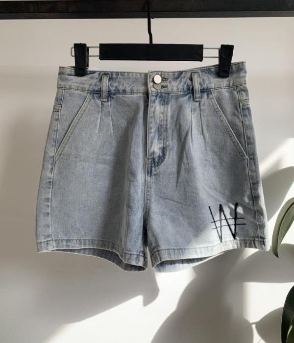 شورتک جین گلدوزی W