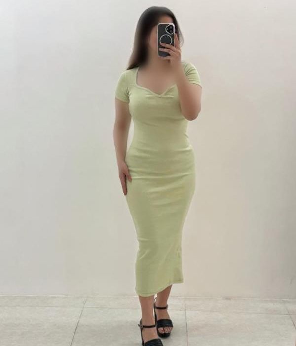 ماکسی یقه دلبری ساده